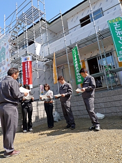 Ｕ様邸現場にて構造見学会　【初日】