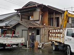 土葺きされた瓦屋根